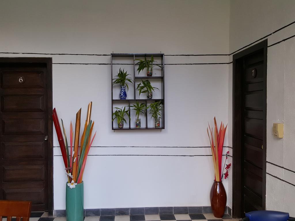 The Little Garden Boutique Hotel Phnom Penh Esterno foto