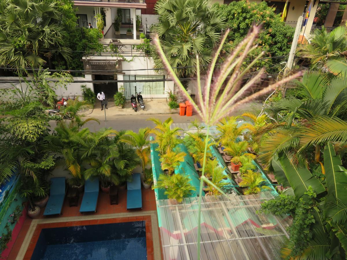 The Little Garden Boutique Hotel Phnom Penh Esterno foto